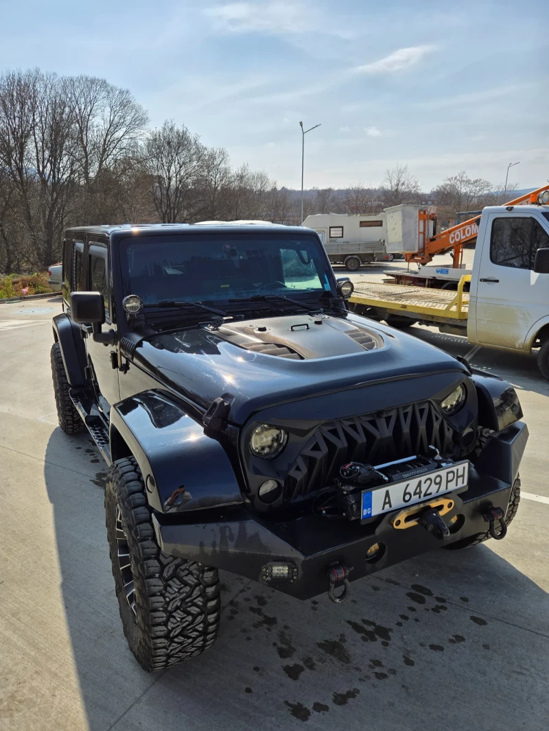 Jeep Wrangler UNLIMITED SAHARA, снимка 3 - Автомобили и джипове - 49147073