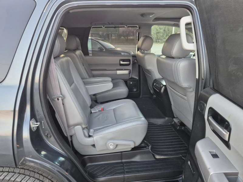 Toyota Sequoia 5.7i Газ.Инжекцион, снимка 10 - Автомобили и джипове - 48499799