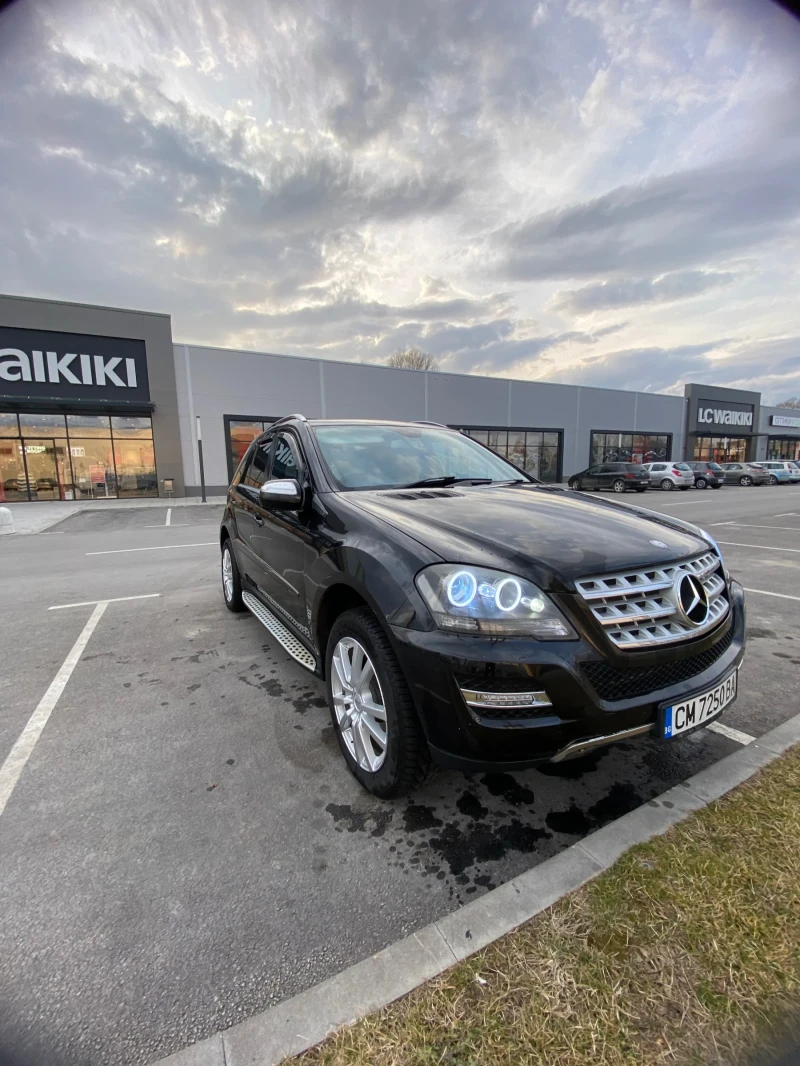 Mercedes-Benz ML 320 Facelift 7 G TRONIC, снимка 1 - Автомобили и джипове - 49523100