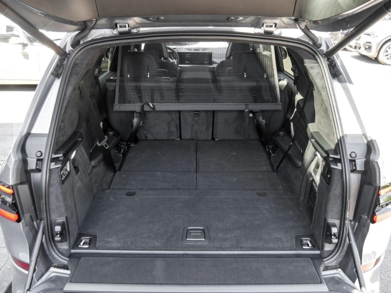 BMW X7 M60i CARBON B&W PANO HEAD UP 360 , снимка 13 - Автомобили и джипове - 51508567