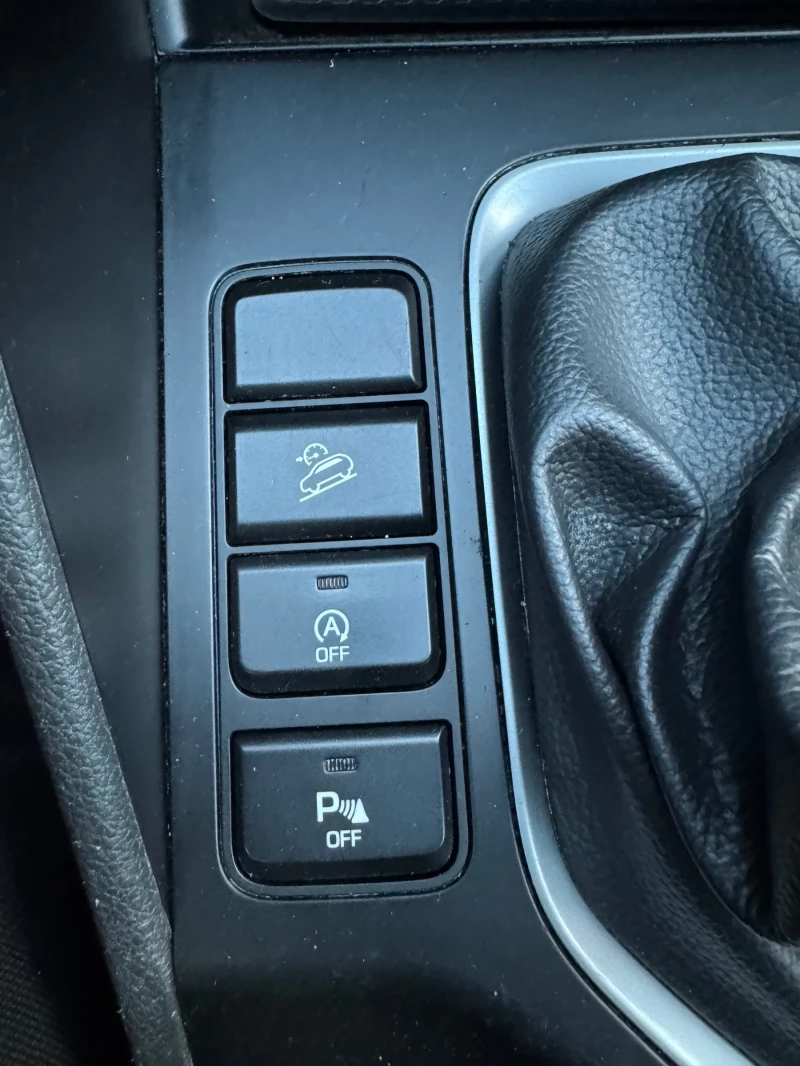 Hyundai Tucson 1.7CRDI Нави, Камера, снимка 15 - Автомобили и джипове - 52583320