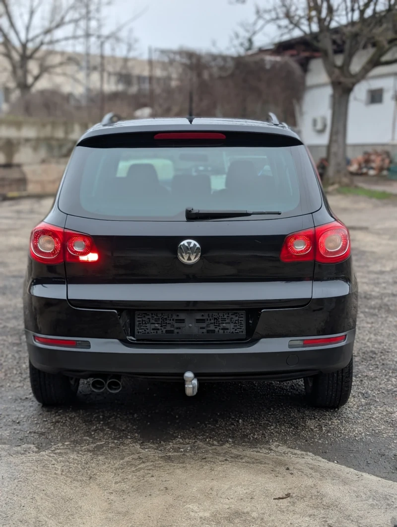 VW Tiguan 2.0 TDI 4x4, снимка 6 - Автомобили и джипове - 52512750