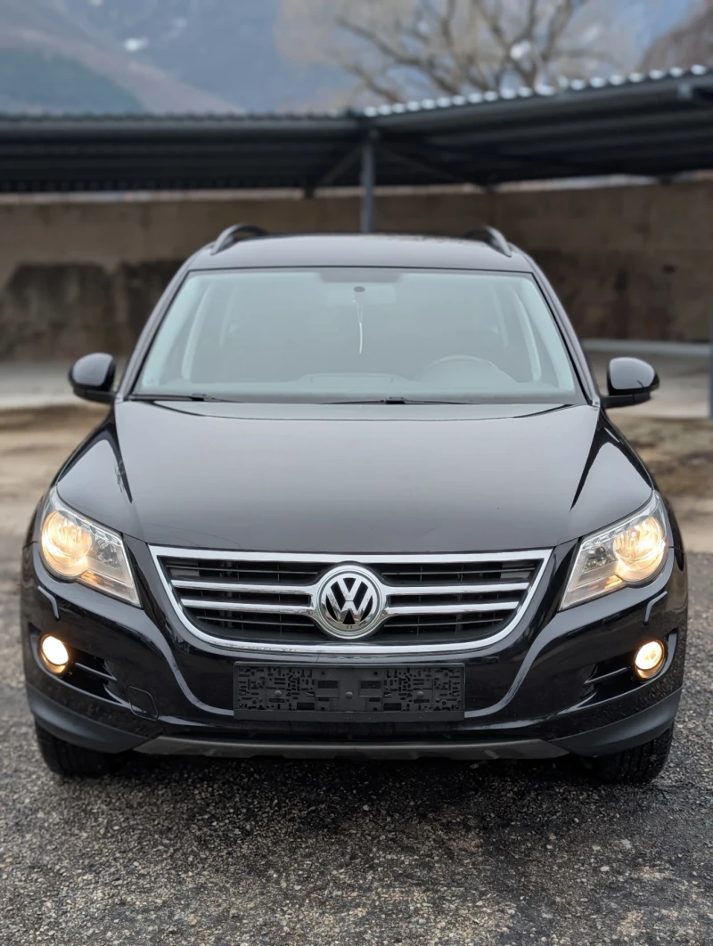 VW Tiguan 2.0 TDI 4x4, снимка 3 - Автомобили и джипове - 52512750