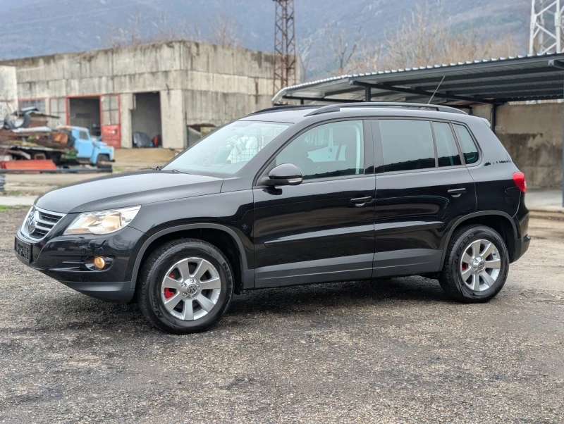VW Tiguan 2.0 TDI 4x4, снимка 2 - Автомобили и джипове - 52512750