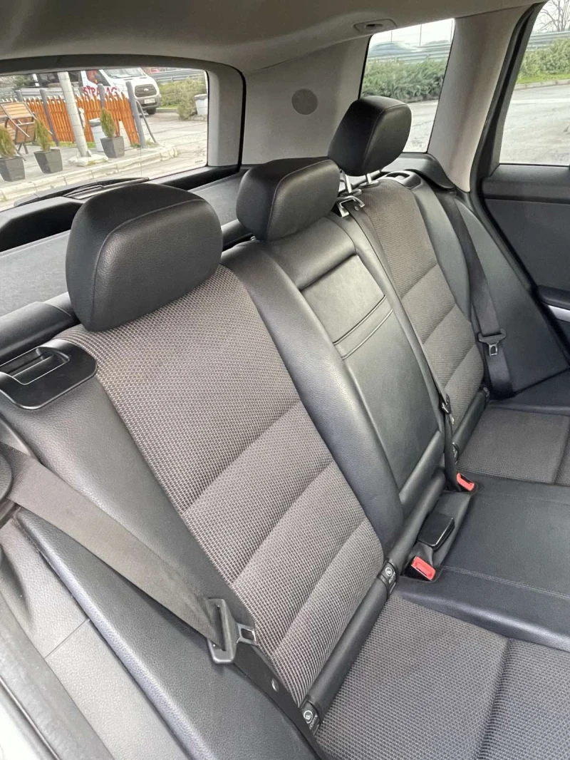 Mercedes-Benz GLK 4Matic 220, снимка 12 - Автомобили и джипове - 52927999