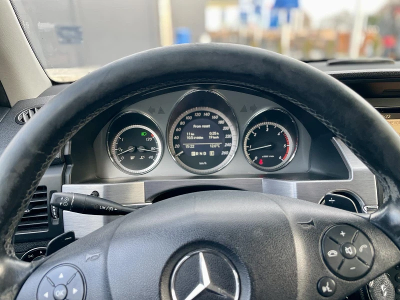 Mercedes-Benz GLK 4Matic 220, снимка 16 - Автомобили и джипове - 52927999