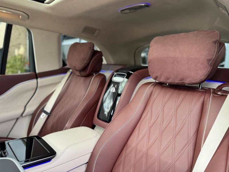 Mercedes-Benz GLS 600 MAYBACH 4-MATIC FIRST-CLASS, снимка 13 - Автомобили и джипове - 53358773