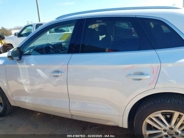 Audi Q5 2.0T PREMIUM PLUS * ЛИЗИНГ*  - изображение 8
