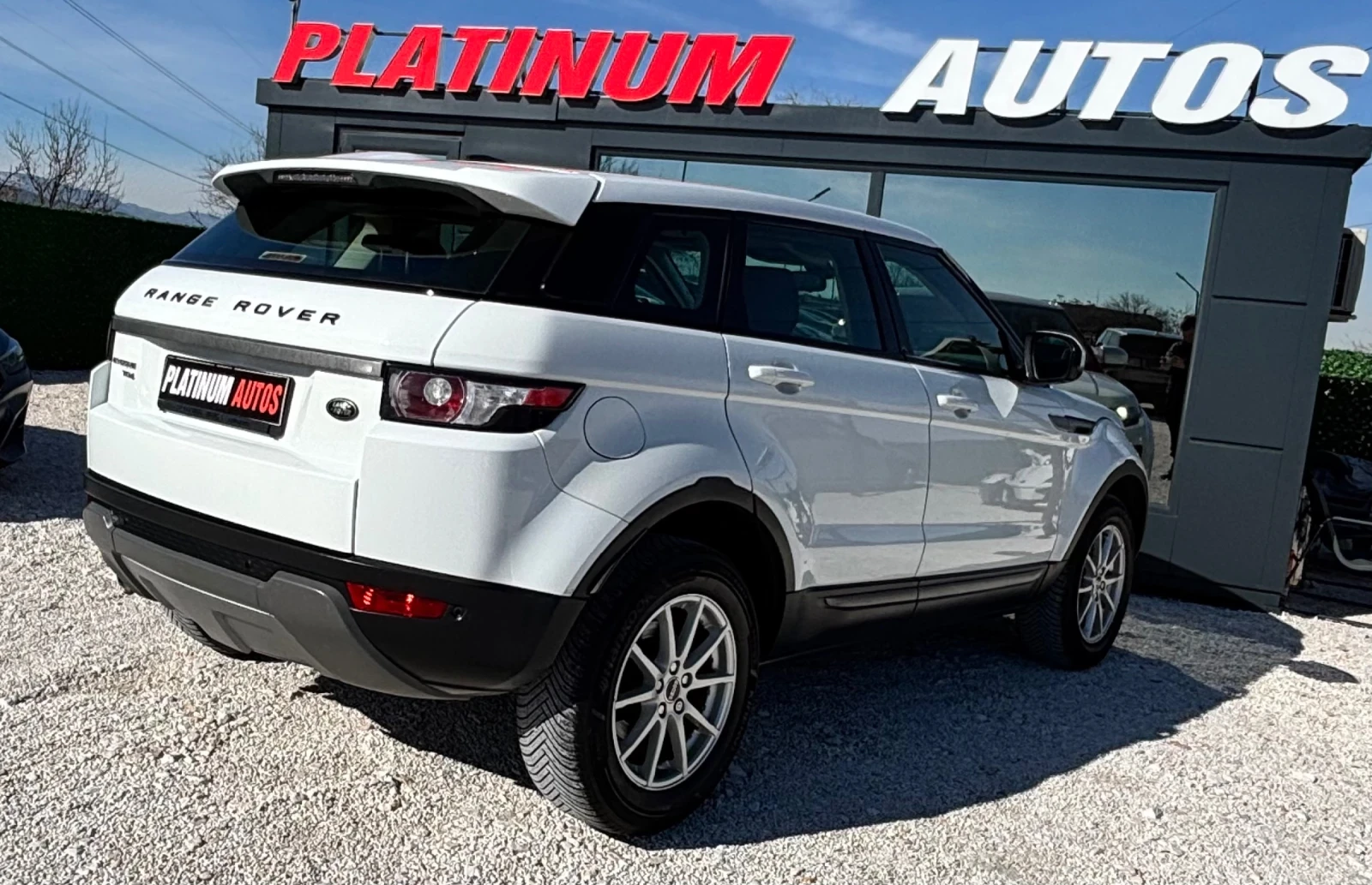 Land Rover Range Rover Evoque 2.2D/ПАРКТРОНИК/АВТОМАТИК - изображение 6