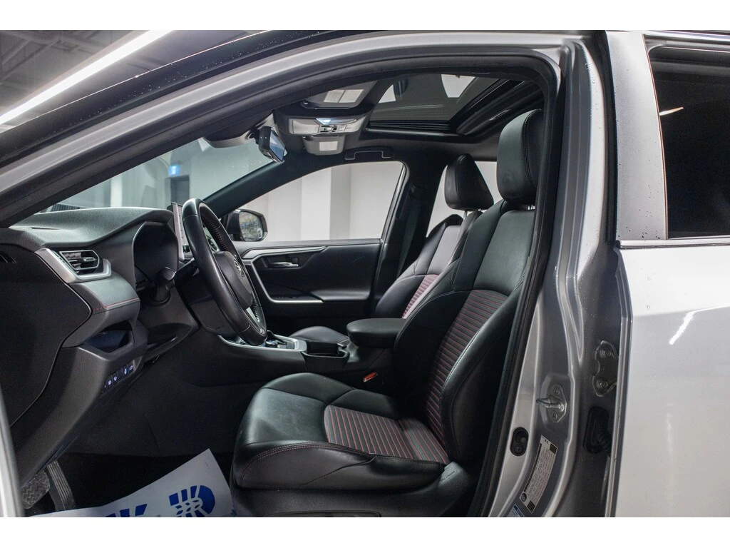 Toyota Rav4 Prime XSE| Fuel Sipper| Safety Certified | Mobile.bg � ����������� 9