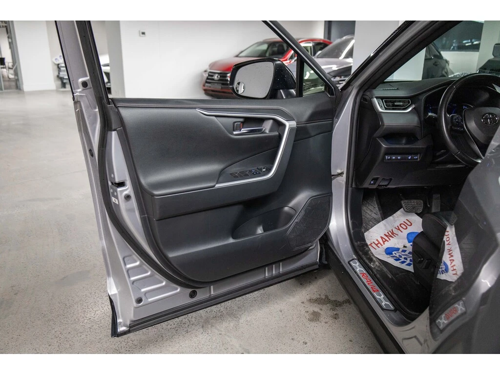 Toyota Rav4 Prime XSE| Fuel Sipper| Safety Certified | Mobile.bg � ����������� 7