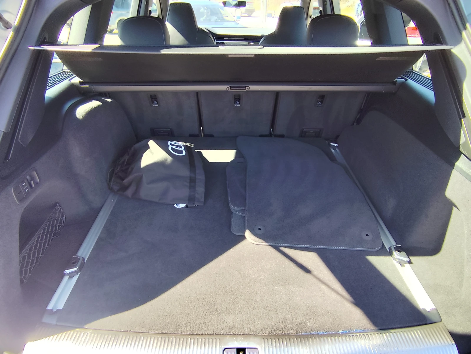 Audi Q7 60TFSi* QUATTRO* S-LINE* KAMEРА* LED* FACELIFT, снимка 15 - Автомобили и джипове - 54109568