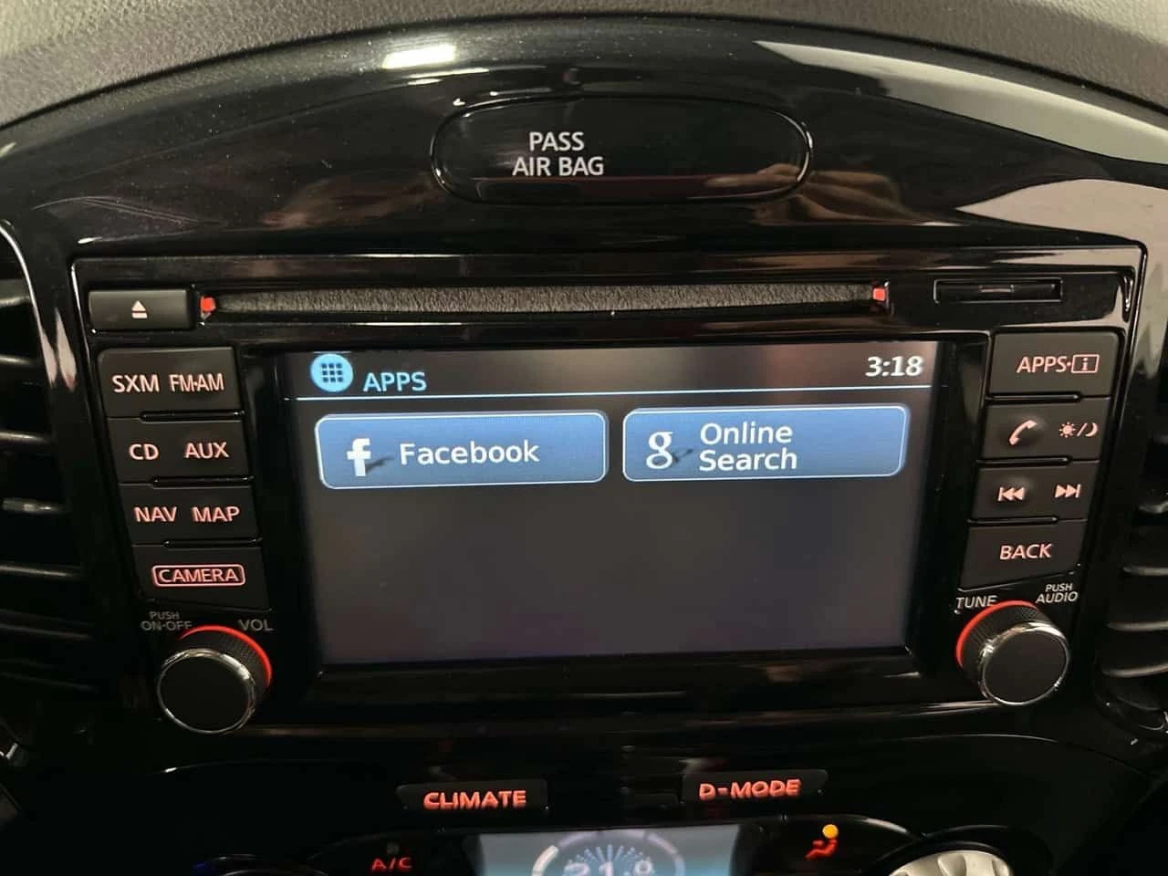 Nissan Juke * Base/Nismo * CARFAX * ЦЕНА ДО БГ, снимка 17 - Автомобили и джипове - 54594664