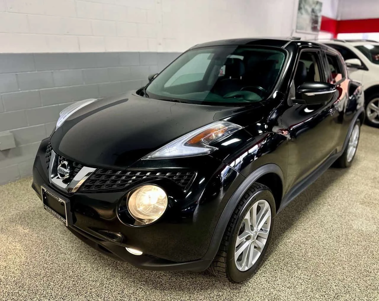 Nissan Juke * Base/Nismo * CARFAX * ЦЕНА ДО БГ, снимка 2 - Автомобили и джипове - 54594664