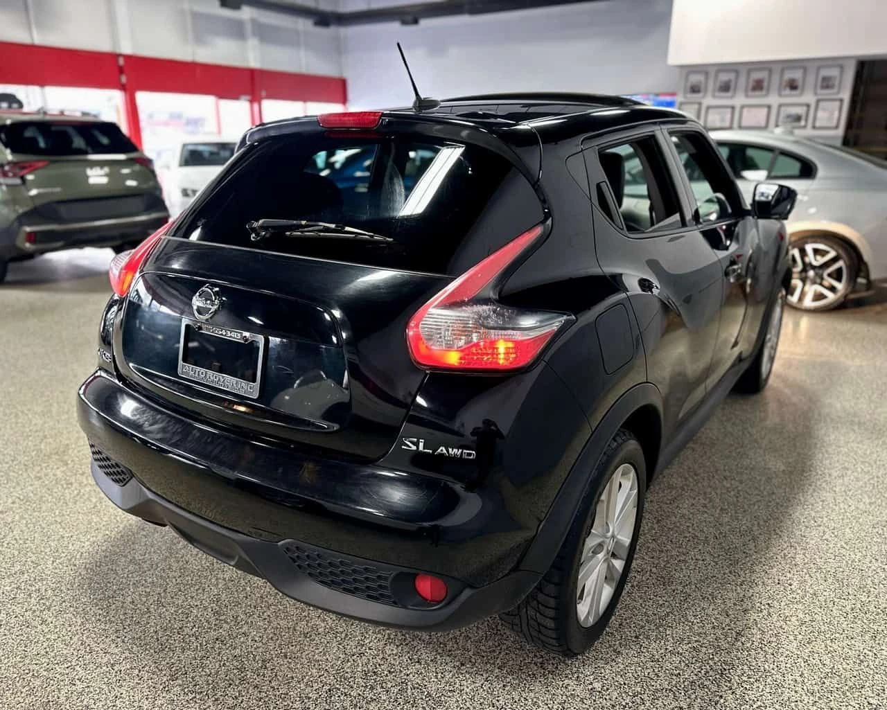 Nissan Juke * Base/Nismo * CARFAX * ЦЕНА ДО БГ, снимка 4 - Автомобили и джипове - 54594664