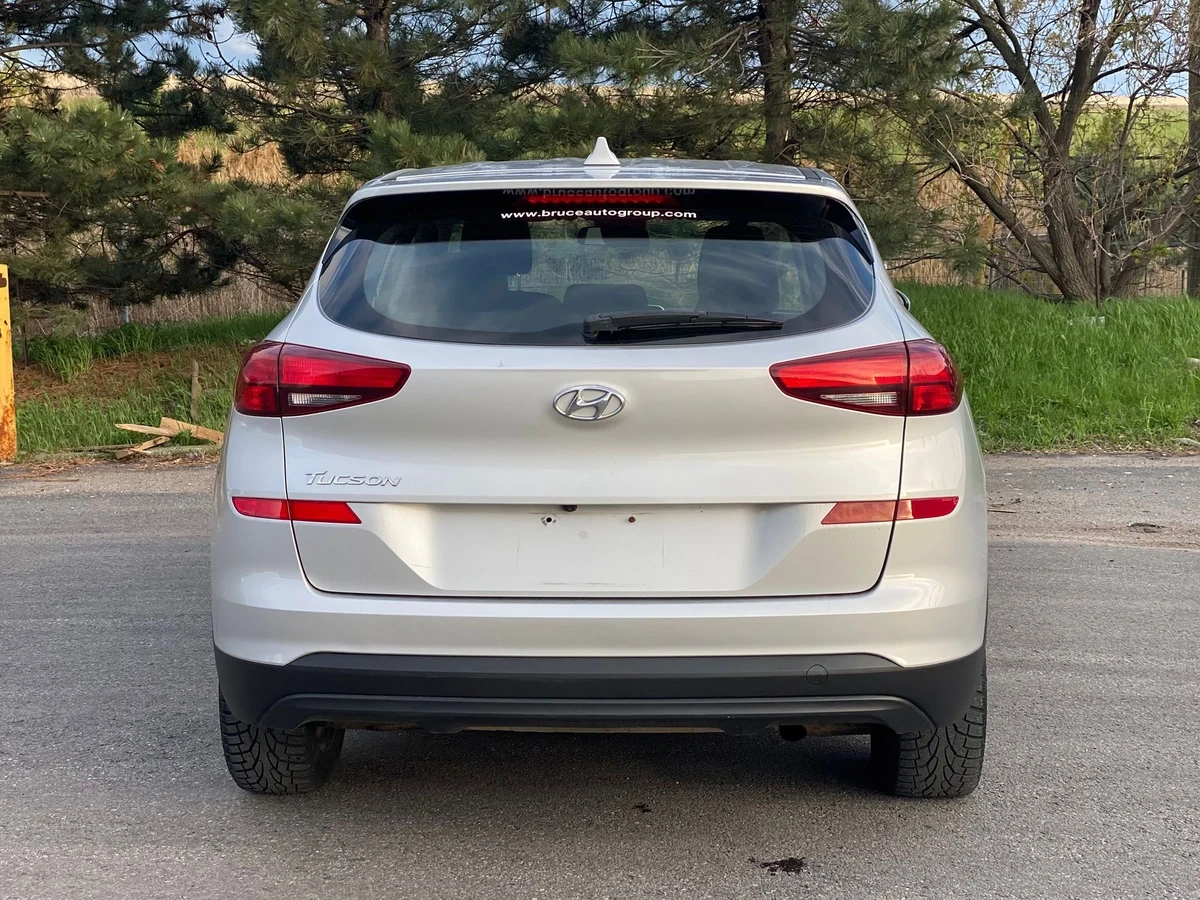 Hyundai Tucson AWD SE* ПОДГРЕВ* КАМЕРА* KEYLESS* 66k km, снимка 5 - Автомобили и джипове - 54648067