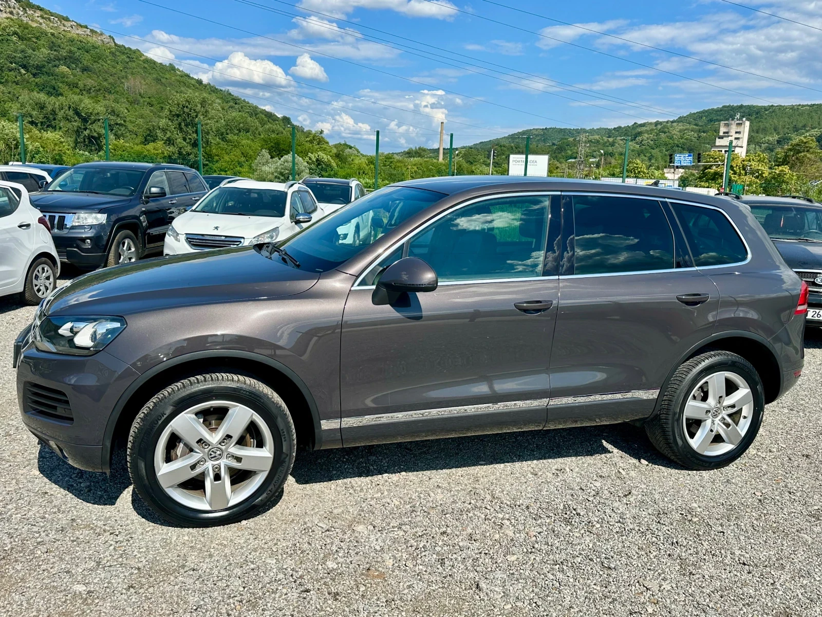 VW Touareg 3.0TDI- 239к.с-4X4-BLUEMOTION-189000км, снимка 3 - Автомобили и джипове - 55192078