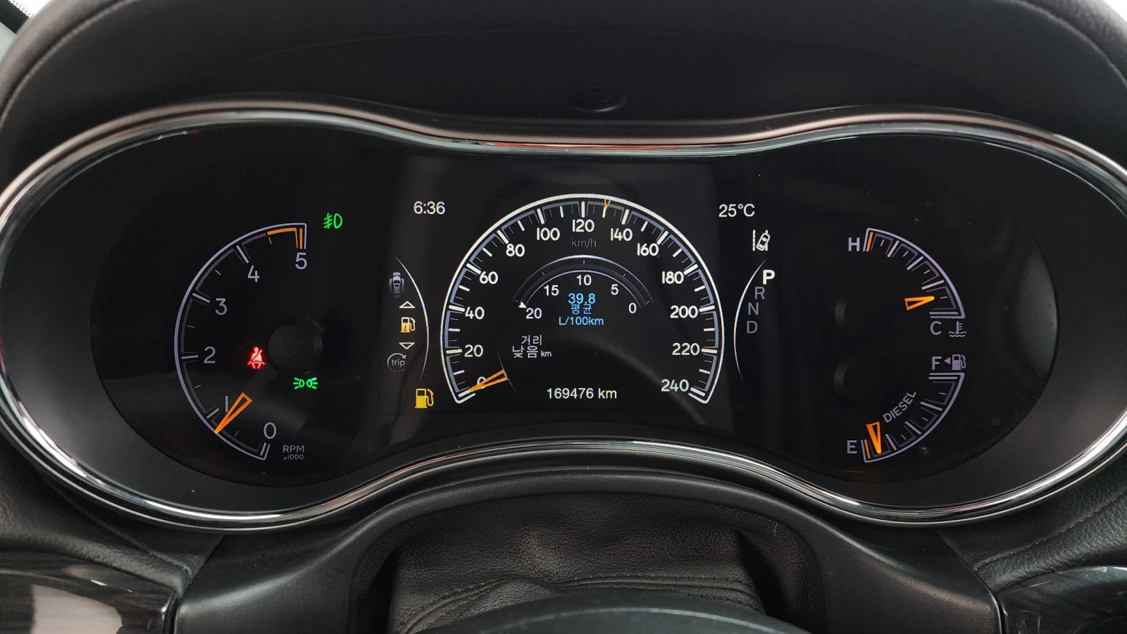 Jeep Grand cherokee 3.0* Disel* Overland* Navi* Camera, снимка 8 - Автомобили и джипове - 55284076