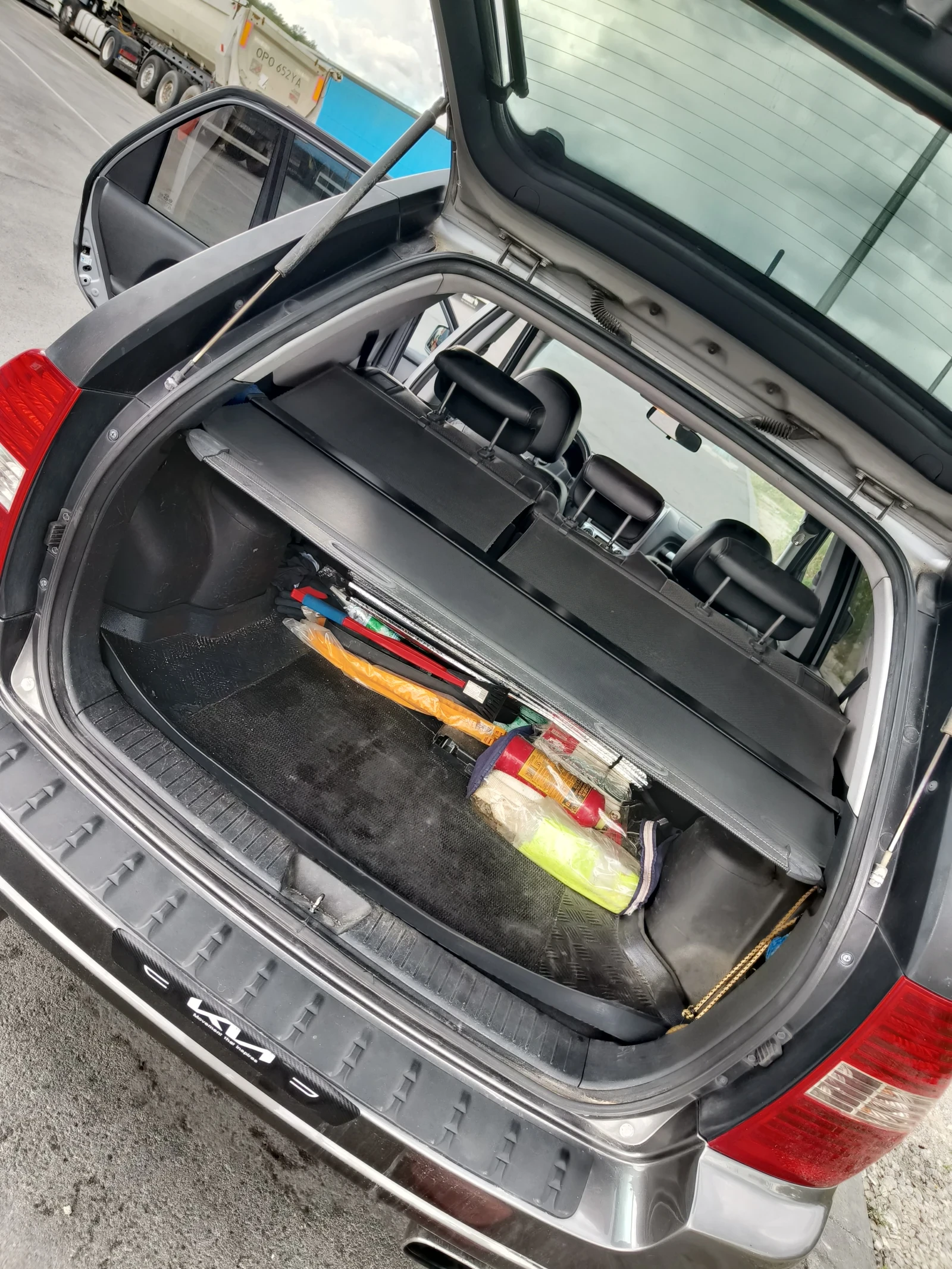 Kia Sportage 2000  куб, снимка 7 - Автомобили и джипове - 55536589