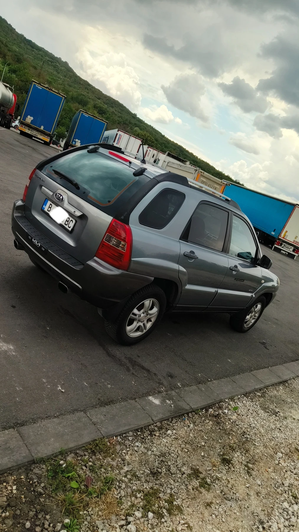 Kia Sportage 2000  куб, снимка 9 - Автомобили и джипове - 55536589