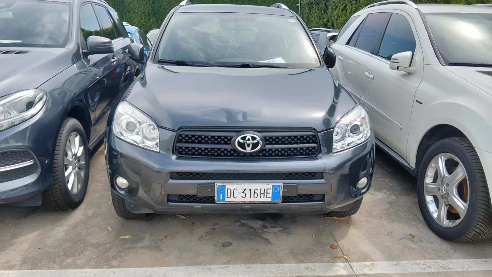 Toyota Rav4 2.2 d-4d 136kc 4х4, снимка 3 - Автомобили и джипове - 56170434