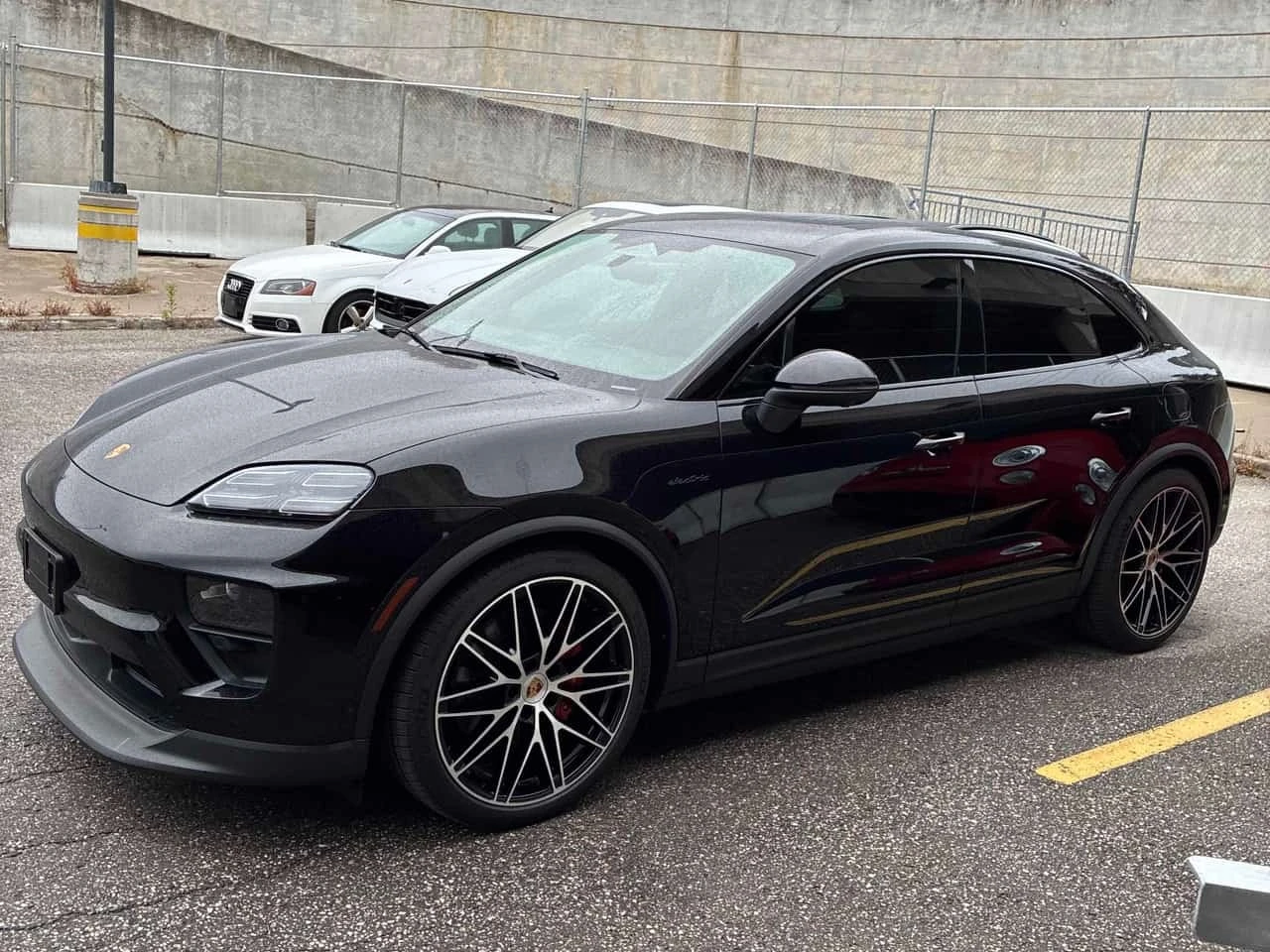 Porsche Macan * Electric 4S * CARFAX * ����� �� ����������� | Mobile.bg � ����������� 2
