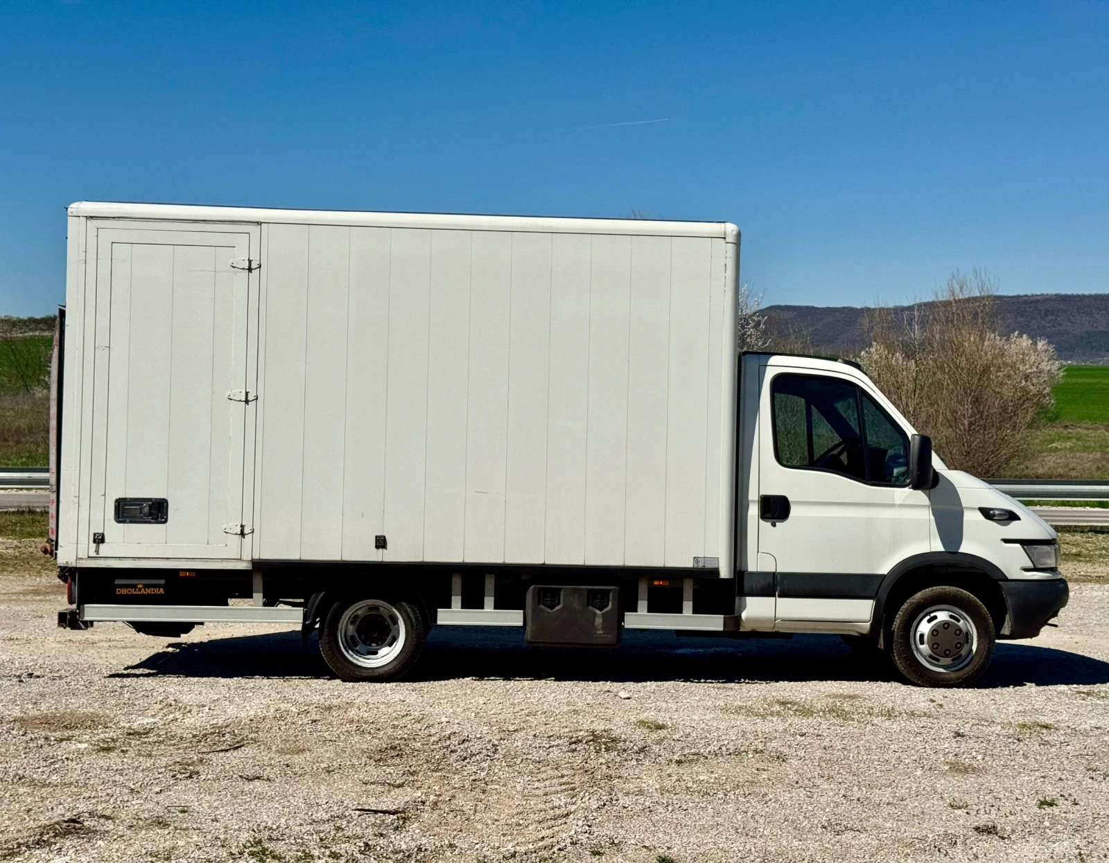 Iveco Daily ПАДАЩ БОРД* СТРАНИЧНА ВРАТА* СЕРВИЗНА ИСТОРИЯ, снимка 6 - Бусове и автобуси - 55183047
