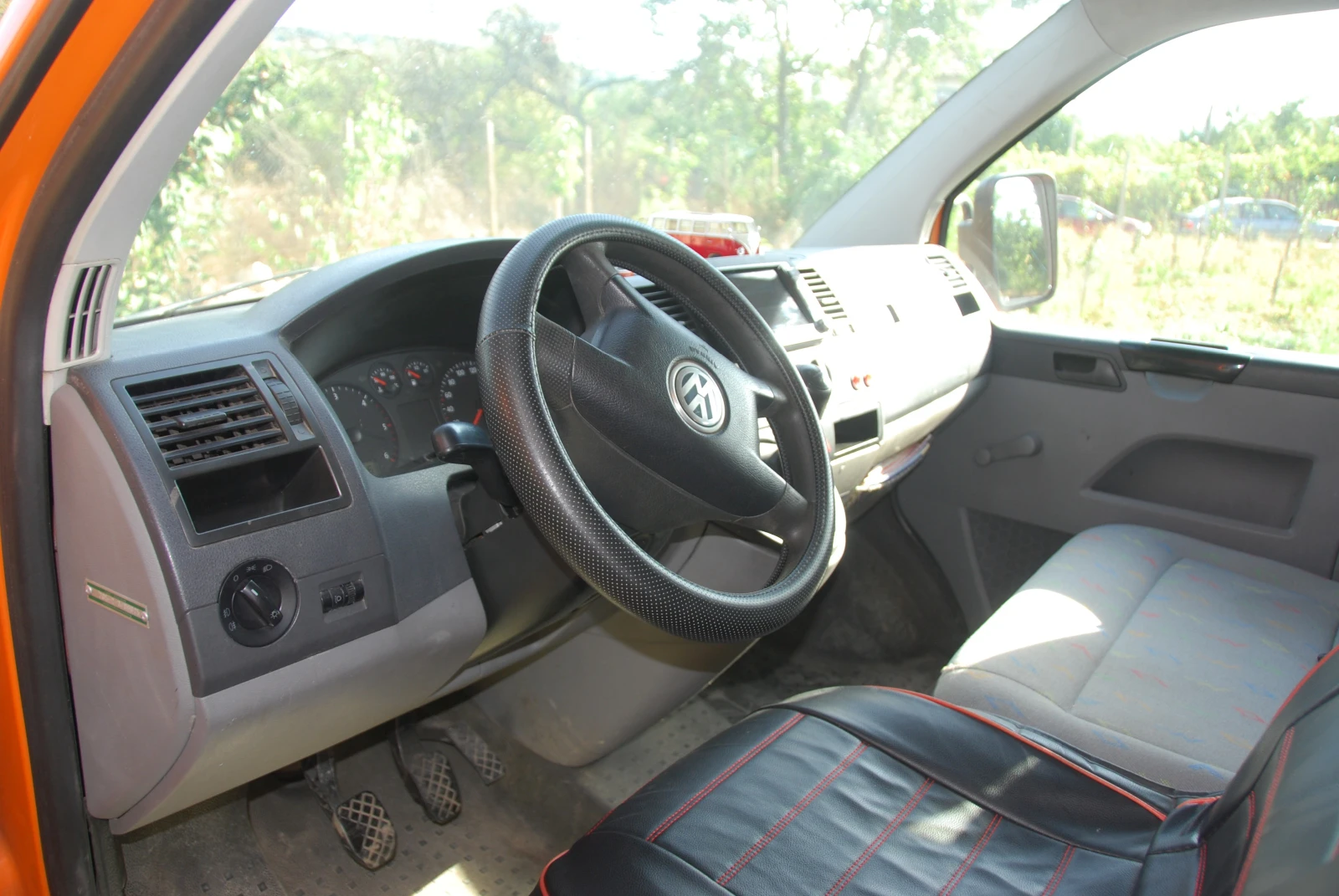 VW T5 DOKA, снимка 4 - Бусове и автобуси - 55882579