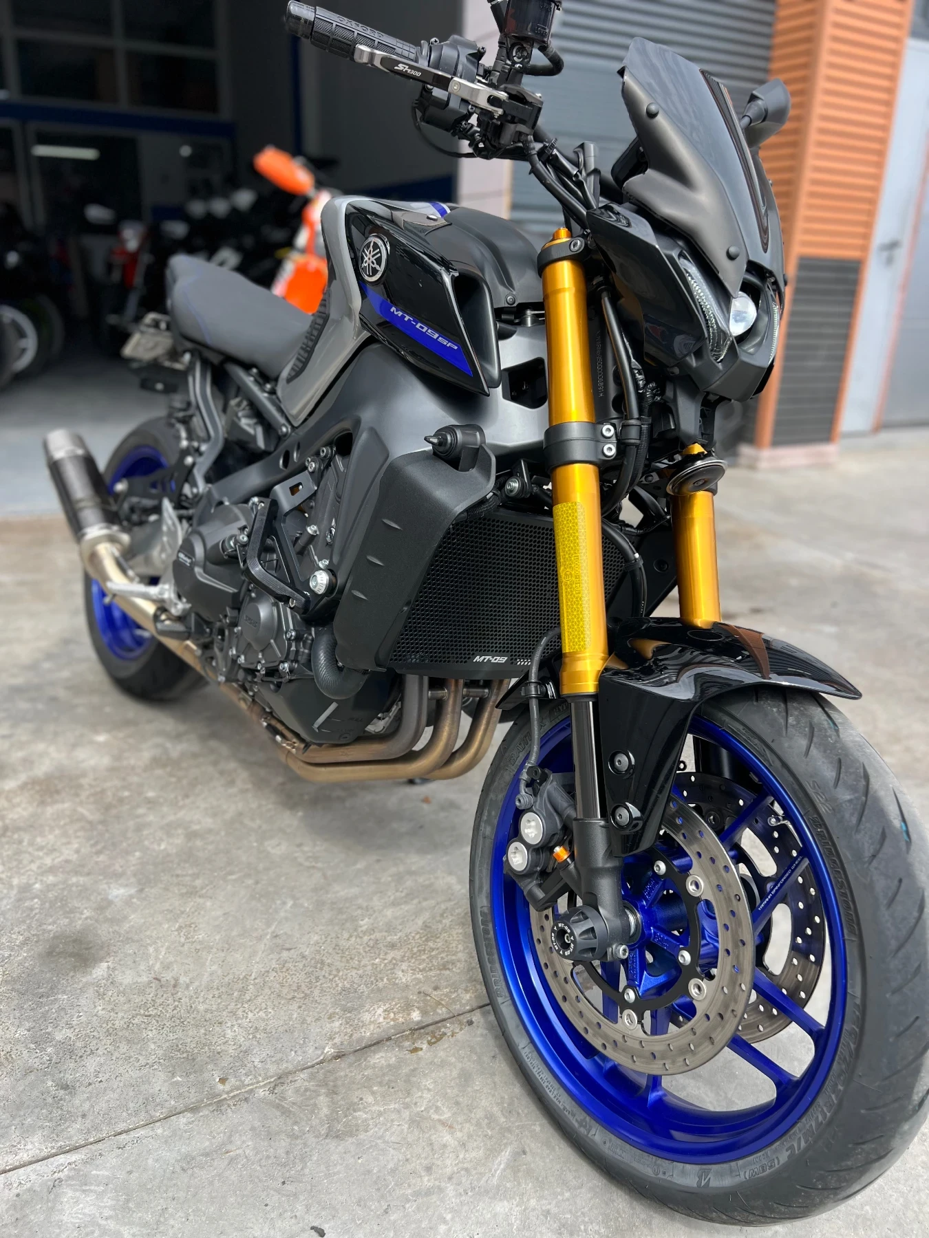 Yamaha Mt-09 SP Akrapovic - изображение 4