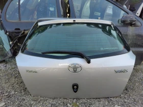 Заден капак за Toyota Yaris 2007г. 2бр., снимка 2