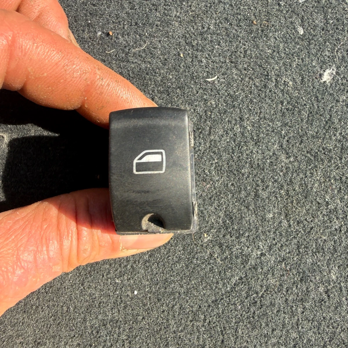 Копче прозорец предназадна врата за Audi A6A3Q7 4F0959855A-2721