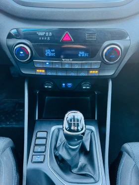 Hyundai Tucson 2.0 136 4х4, снимка 11