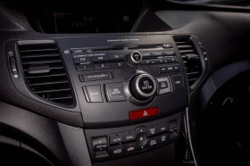 Honda Accord 2.0 бензин Автомат! 2013 година! ТОП! С ГАРАНЦИЯ! , снимка 6