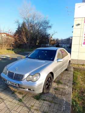 Mercedes-Benz C 220, снимка 6