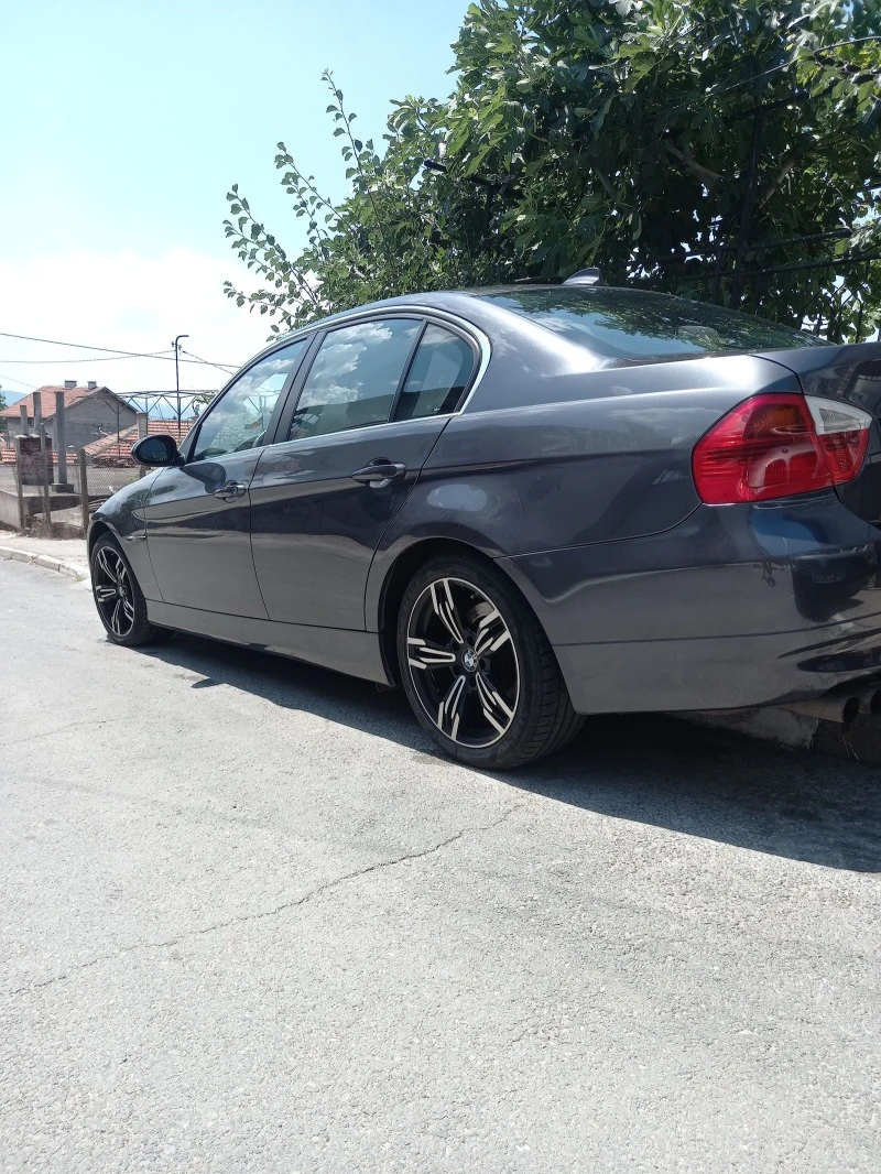 BMW 325 325 xi, снимка 1 - Автомобили и джипове - 38866215