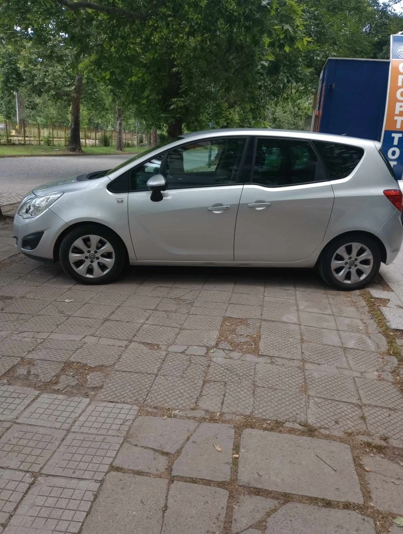 Opel Meriva ecoFLEX, снимка 3 - Автомобили и джипове - 46919629