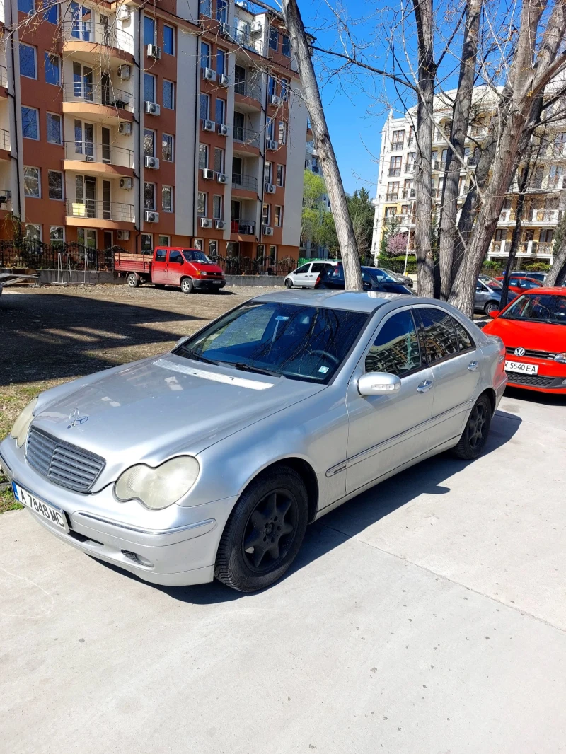 Mercedes-Benz C 220, снимка 1 - Автомобили и джипове - 47348248