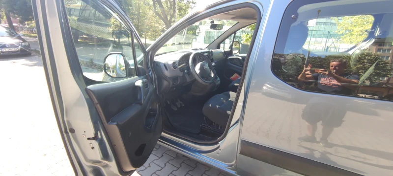 Citroen Berlingo, снимка 10 - Автомобили и джипове - 48070173