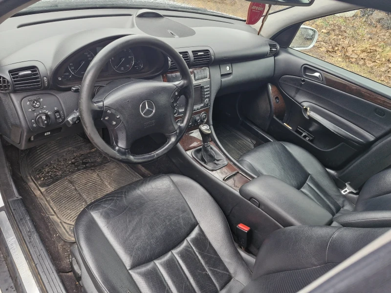 Mercedes-Benz C 220 CDI, снимка 9 - Автомобили и джипове - 48235963