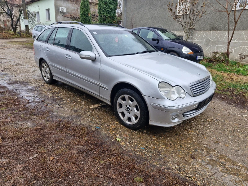 Mercedes-Benz C 220 CDI, снимка 3 - Автомобили и джипове - 48235963