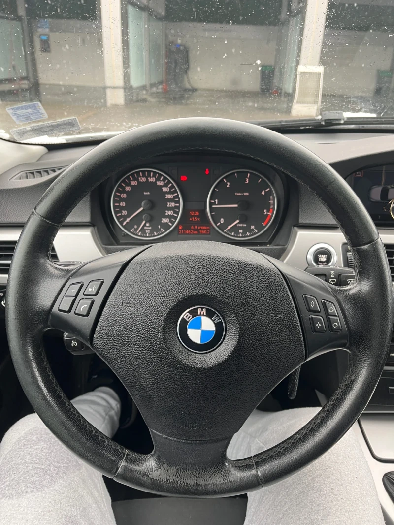 BMW 320 320d 163к.с., снимка 10 - Автомобили и джипове - 48590969