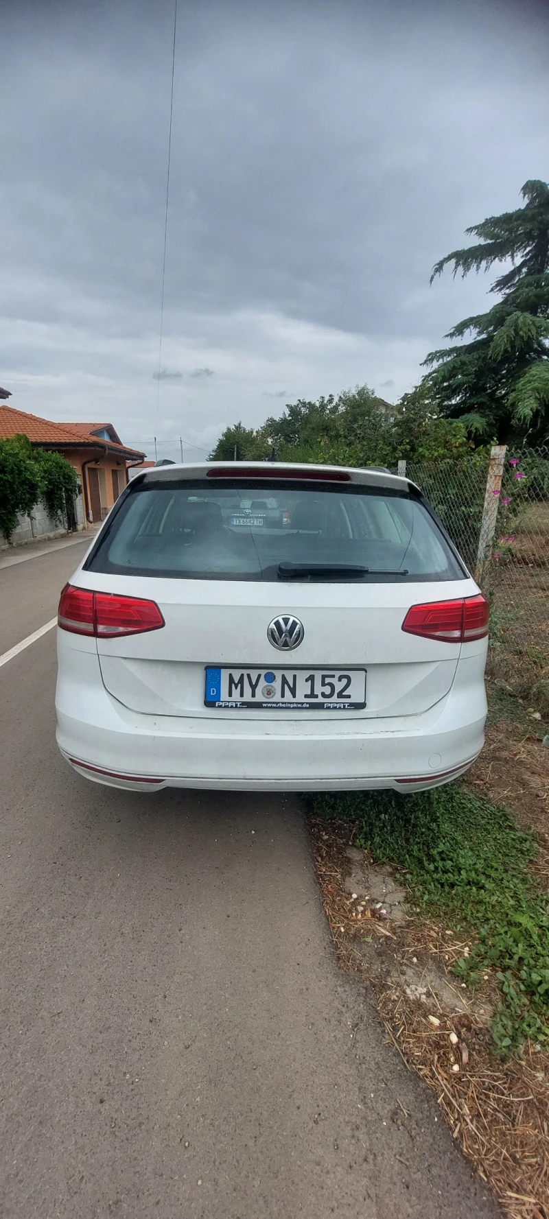 VW Passat Combi, снимка 2 - Автомобили и джипове - 52862872