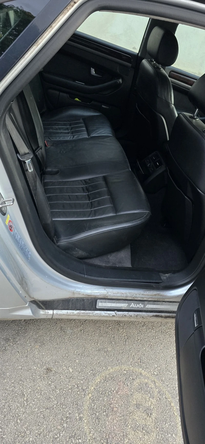 Audi A8 4 2i, 220х.км, снимка 10 - Автомобили и джипове - 51561188