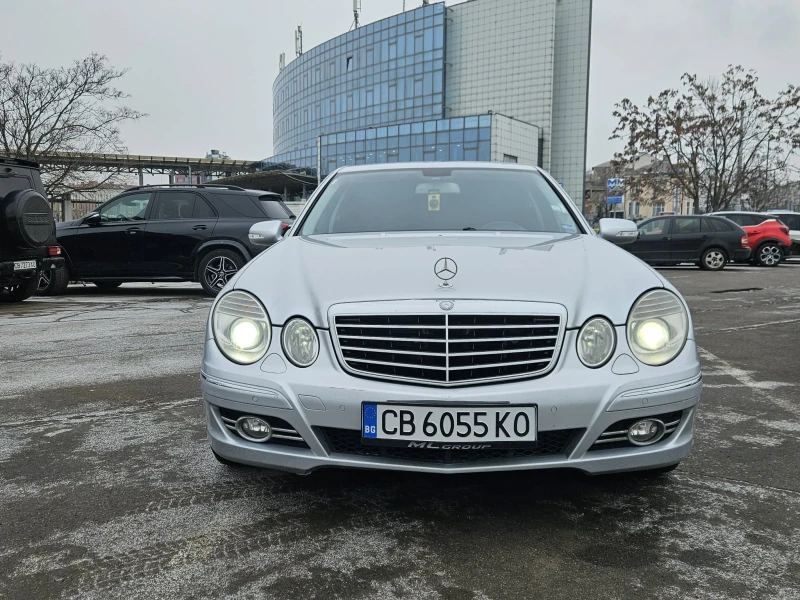 Mercedes-Benz E 320 CDI FACELIFT, снимка 4 - Автомобили и джипове - 53183489