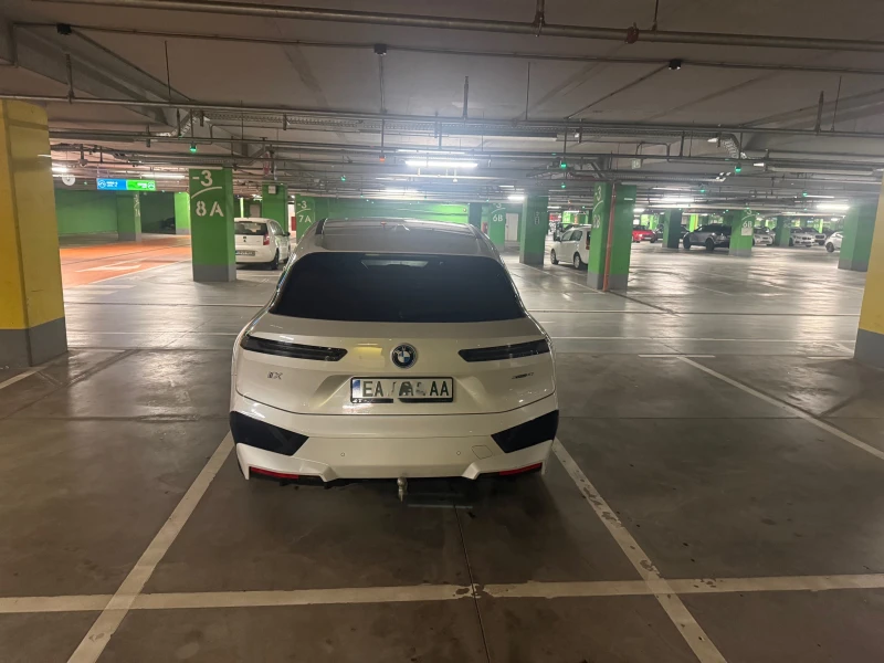 BMW iX 40, снимка 3 - Автомобили и джипове - 53272182