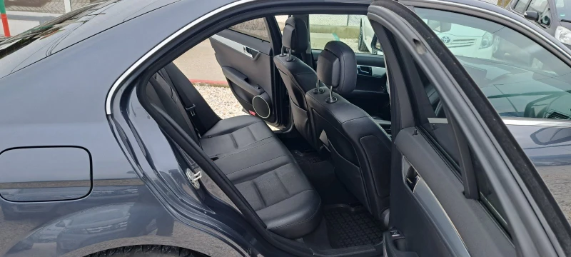 Mercedes-Benz C 280 V6 3.0i 231кс, нави, кожа, подгрев, снимка 15 - Автомобили и джипове - 53479263
