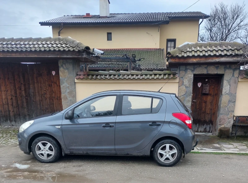 Hyundai I20, снимка 11 - Автомобили и джипове - 53578722