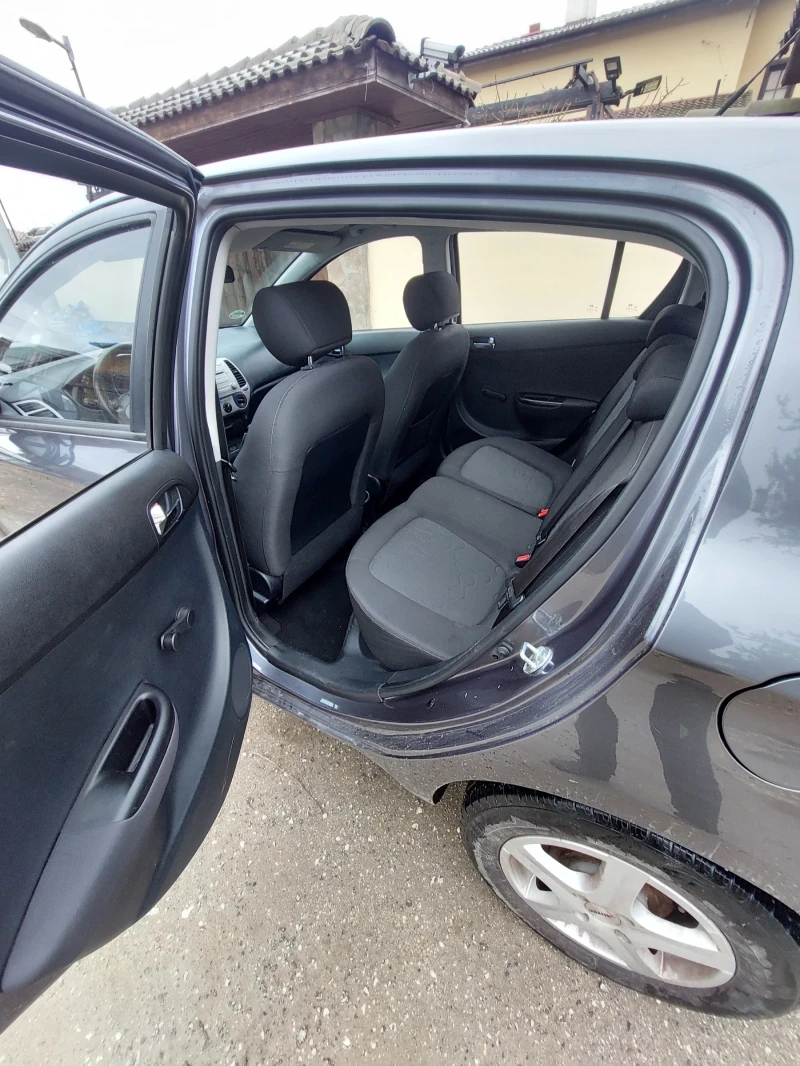 Hyundai I20, снимка 9 - Автомобили и джипове - 53578722