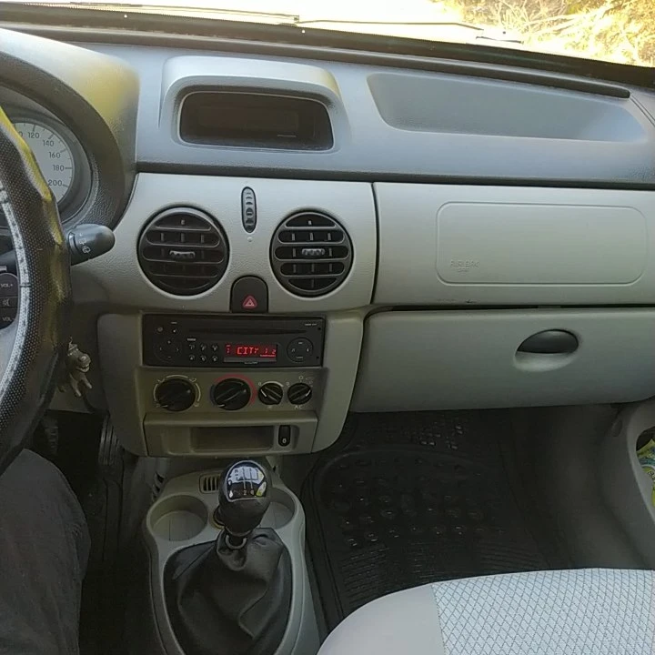 Renault Kangoo, снимка 7 - Автомобили и джипове - 47333467