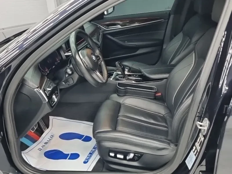 BMW 520 I M SPORTS, снимка 7 - Автомобили и джипове - 55278236